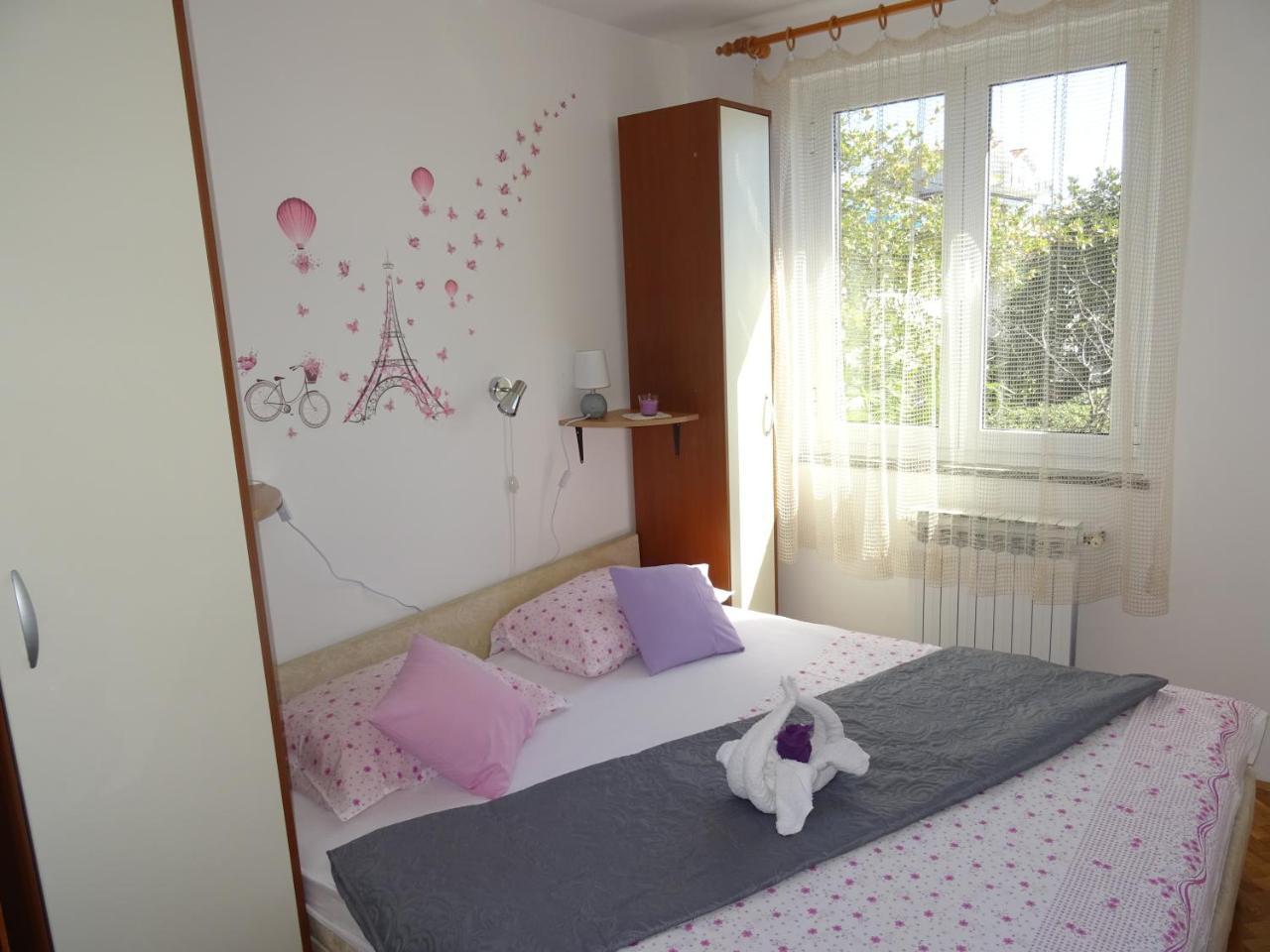 Apartman Lamia S Pogledom Na More Rijeka Ngoại thất bức ảnh